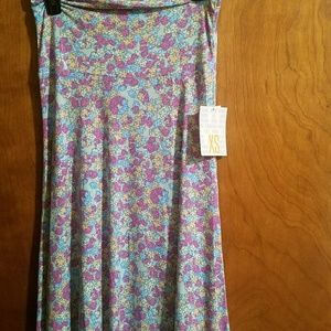 Xs lularoe maxi